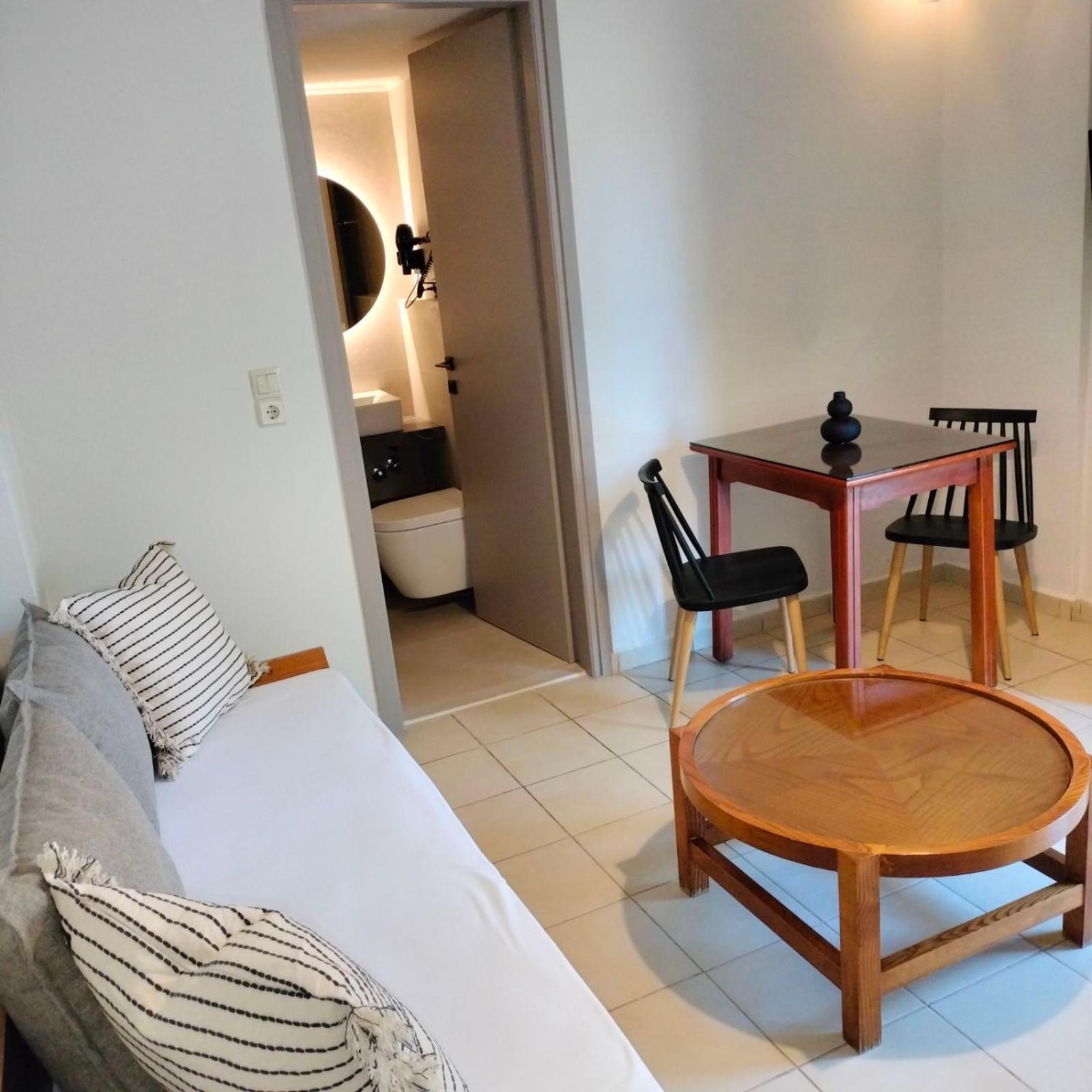 Nancy - Chara Apartments Karterósz Kültér fotó