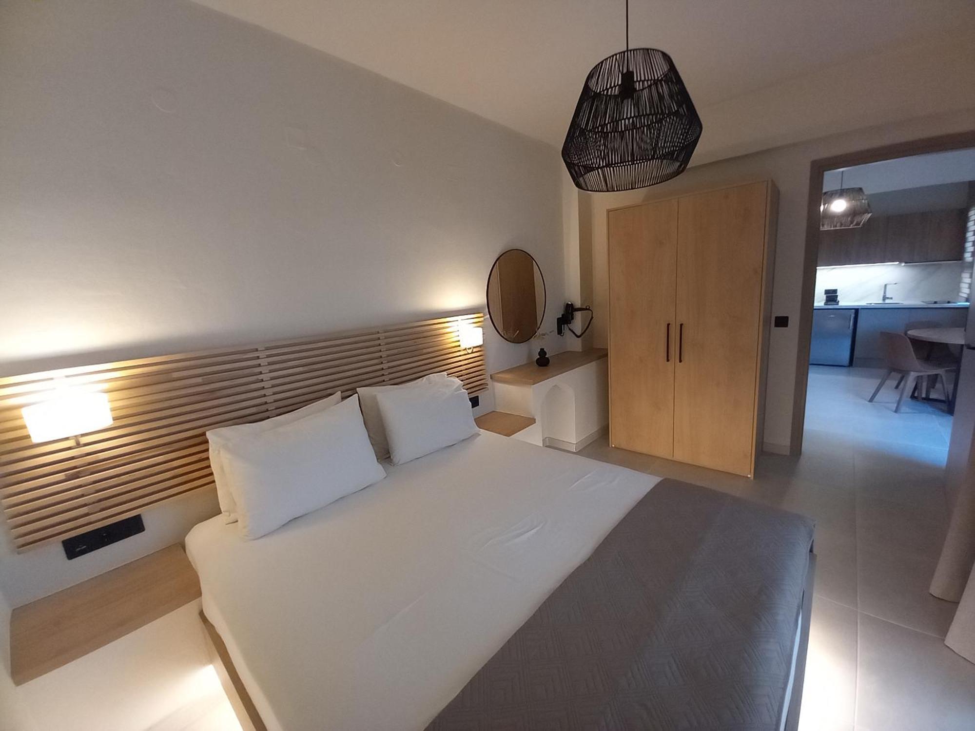 Nancy - Chara Apartments Karterósz Kültér fotó